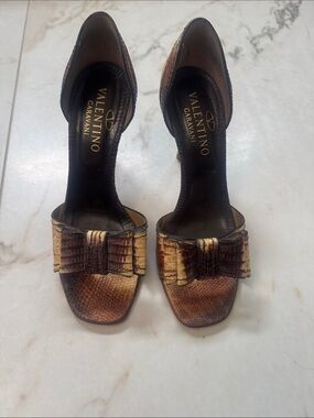 Valentino Garavani Brown Ombre Croc-Effect Bow D'Orsay Heels